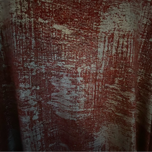 Isabel Hayley Women's Top Stretch Red Metallic Silver Bow Sz 3X Plus Size - Picture 5 of 6